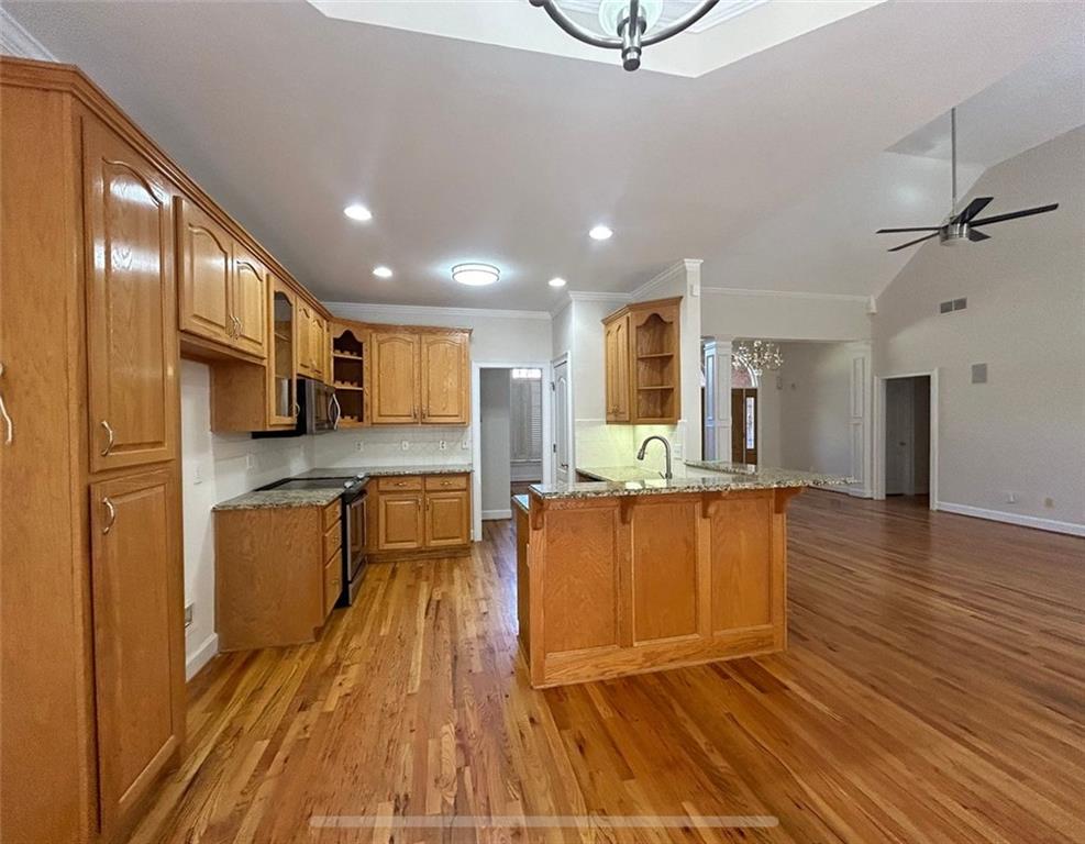 3051 GLENVIEW Lane
