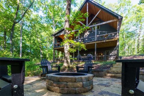 318 Lees Ride Mccaysville GA 30555