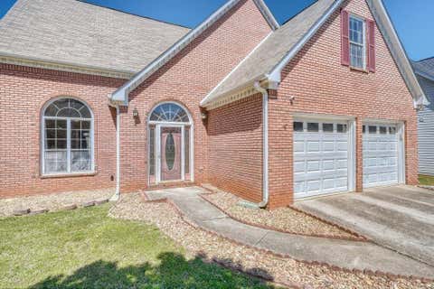 Homes For Sale - 6004 Bordeau Walk<br/> Cobb County, Smyrna, GA 30082