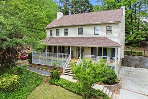 Homes For Sale - 630 Battersea Drive<br/> Lawrenceville, GA 30044