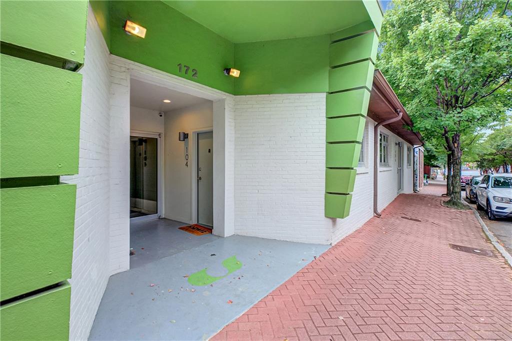 172 Carroll Street SE 103