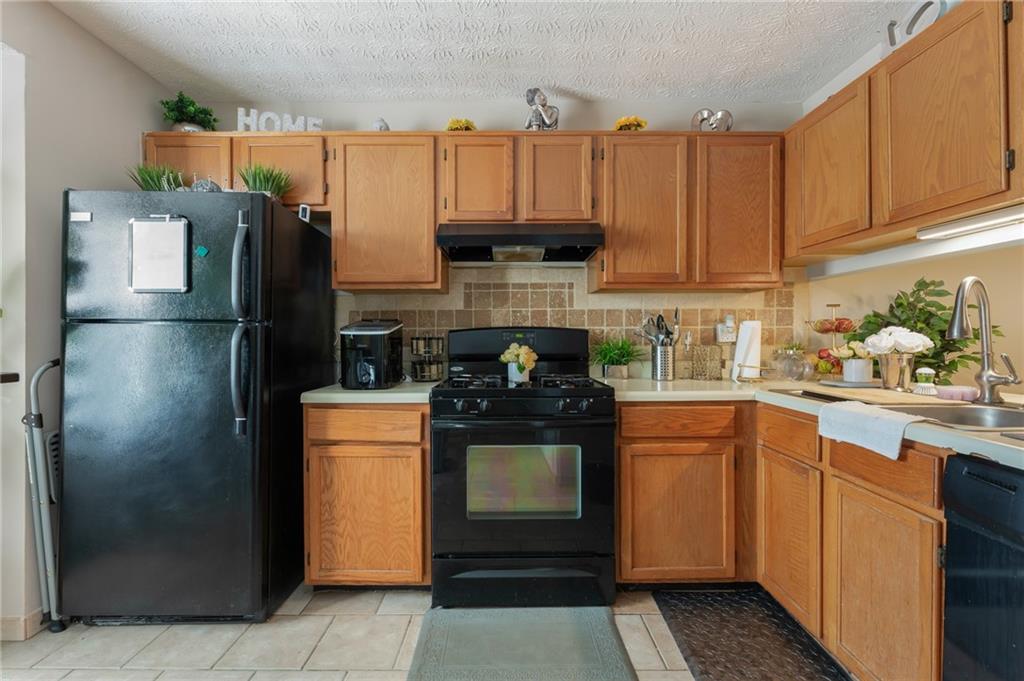 3788 Meadow Creek Drive