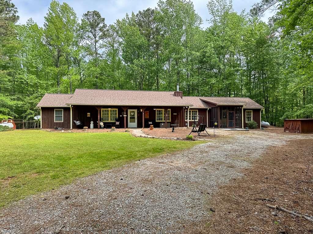 712 Honeysuckle Lane, Temple, Georgia image 2