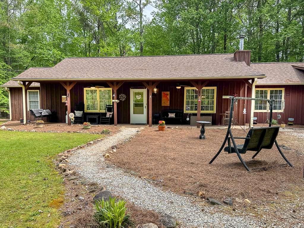712 Honeysuckle Lane, Temple, Georgia image 4
