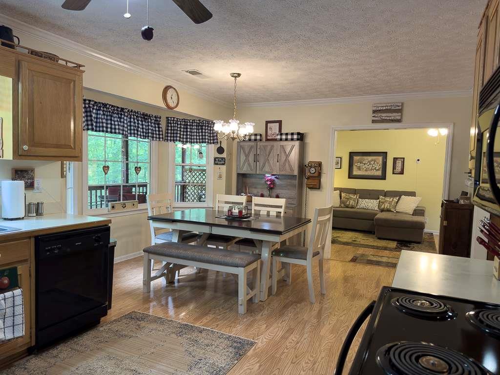 712 Honeysuckle Lane, Temple, Georgia image 17