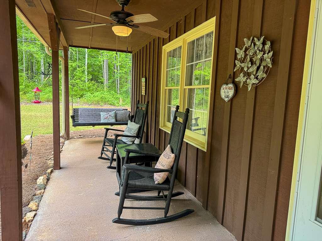 712 Honeysuckle Lane, Temple, Georgia image 5