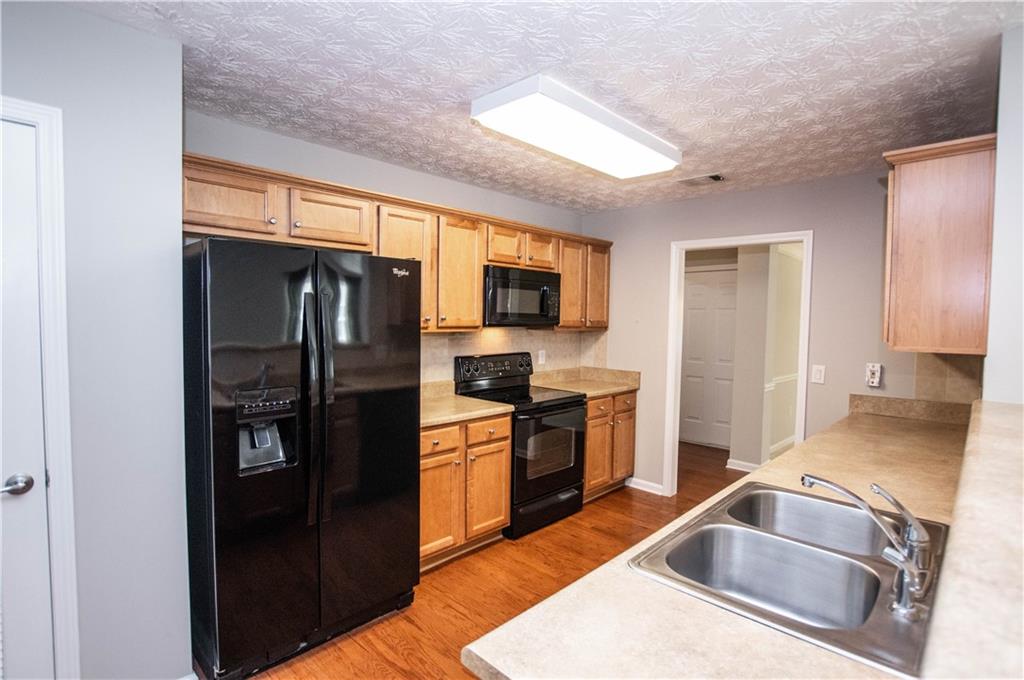 Oaks at Millcreek - Residential