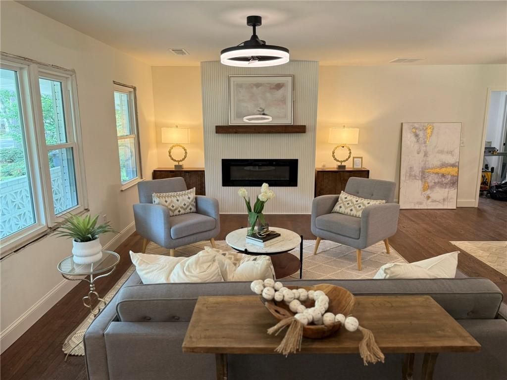 4251 Fontana Court