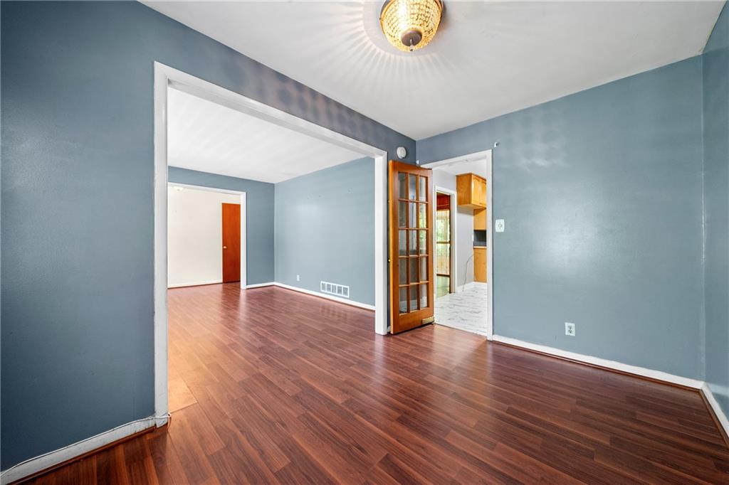 241 W Simon Terrace, Atlanta, Georgia image 5