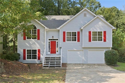 Homes For Sale - 11179 Chelsea Lane<br/> Hampton, GA 30228
