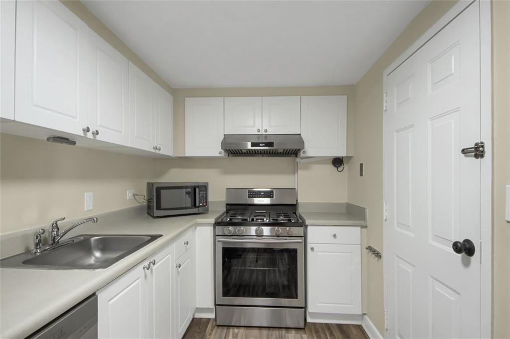 1501 CLAIRMONT Road 1424