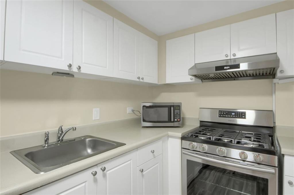 1501 CLAIRMONT Road 1424