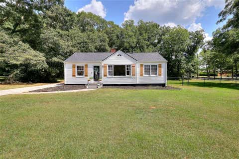 Homes For Sale - 186 S Forest Avenue<br/> Social Circle, GA 30025