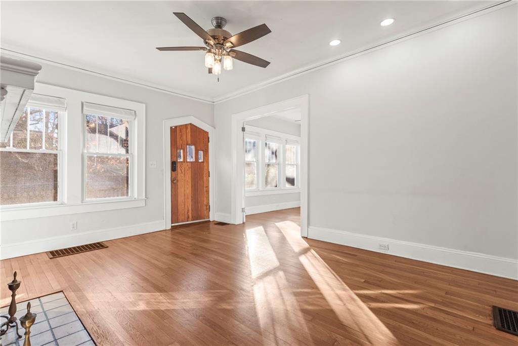 1015 Deckner Avenue, Atlanta, Georgia image 6