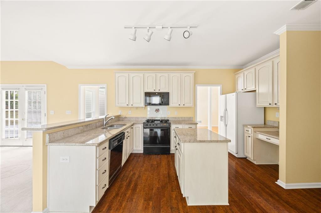 3187 Gainer Drive, Powder Springs, Georgia image 6