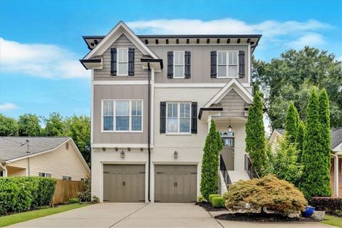 Photo of 1298 Windsor Parkway NE, Atlanta, GA 30319 (MLS # 7774533)