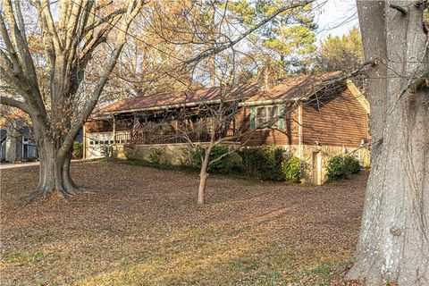 A home in Lilburn