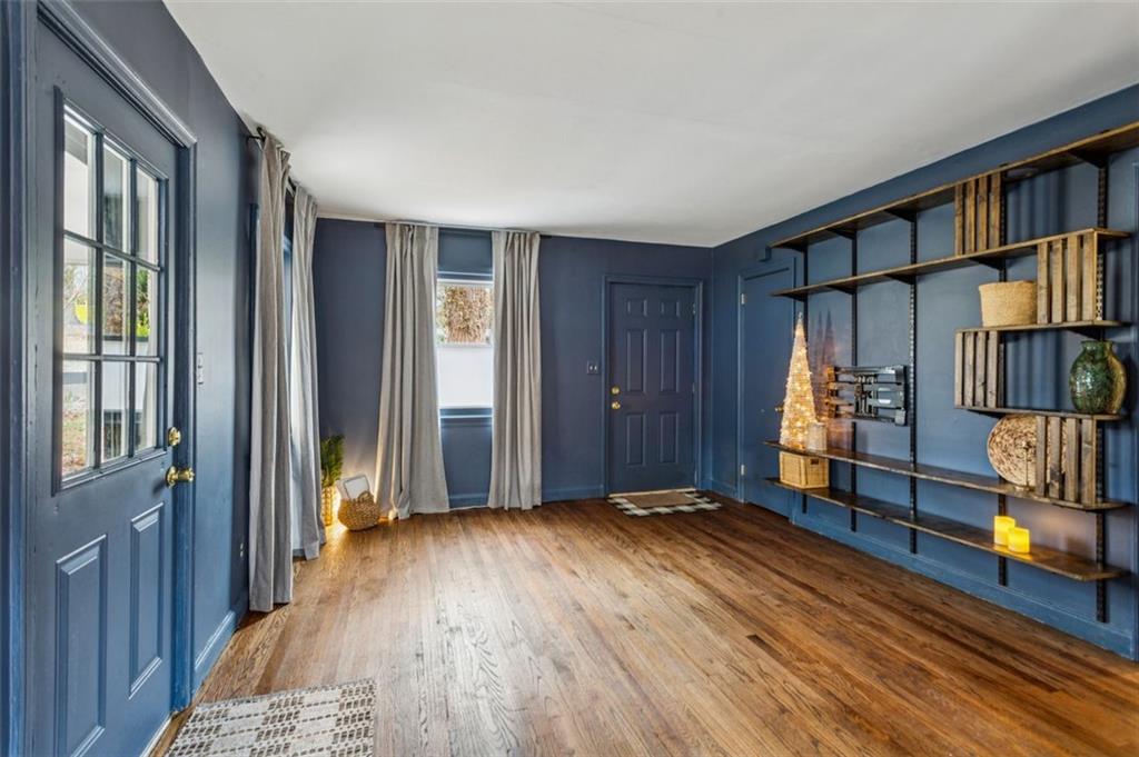 2883 Horse Shoe Drive SE