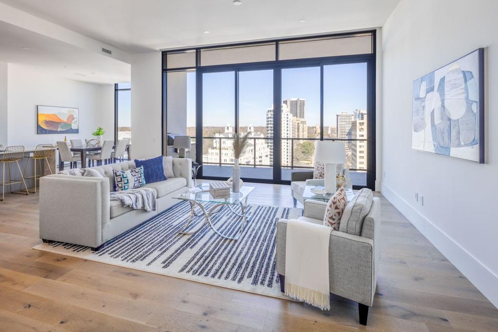 2425 Peachtree Road NW 1802