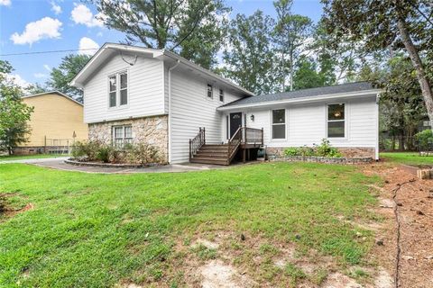 A home in Lilburn