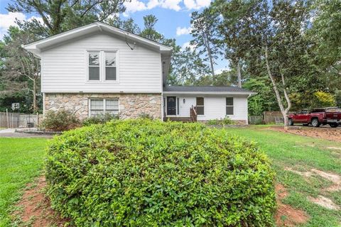 A home in Lilburn