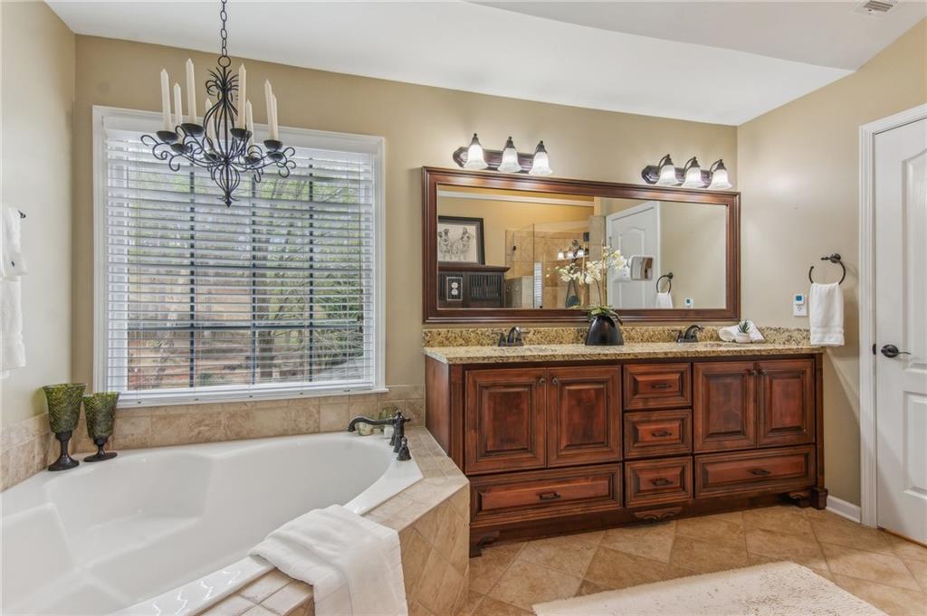 4155 Summit Gate Drive, Suwanee, Georgia image 25