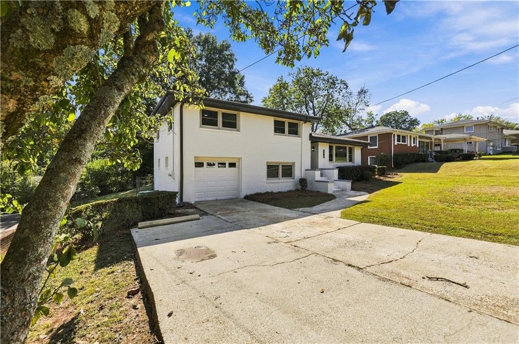 2485 Tyler Way