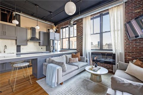 Photo of 3235 Roswell Road NE #519, Atlanta, GA 30305 (MLS # 7729657)