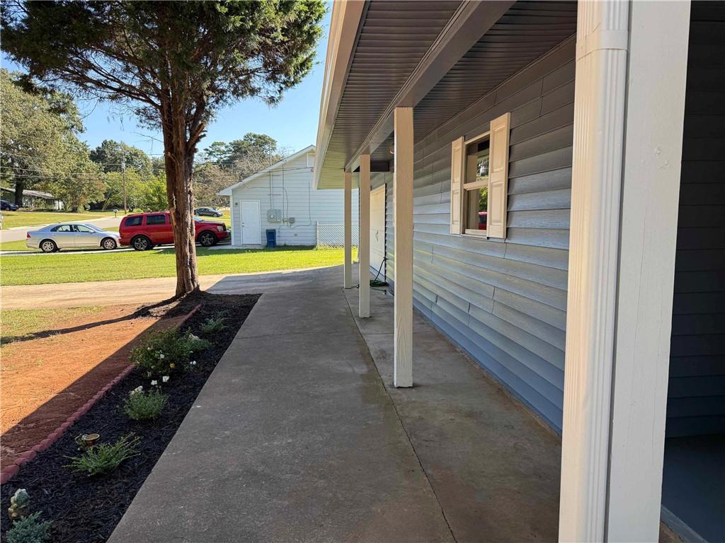 2433 Robin Ridge Drive