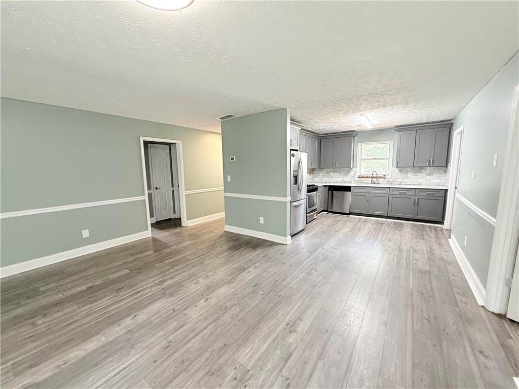 2433 Robin Ridge Drive