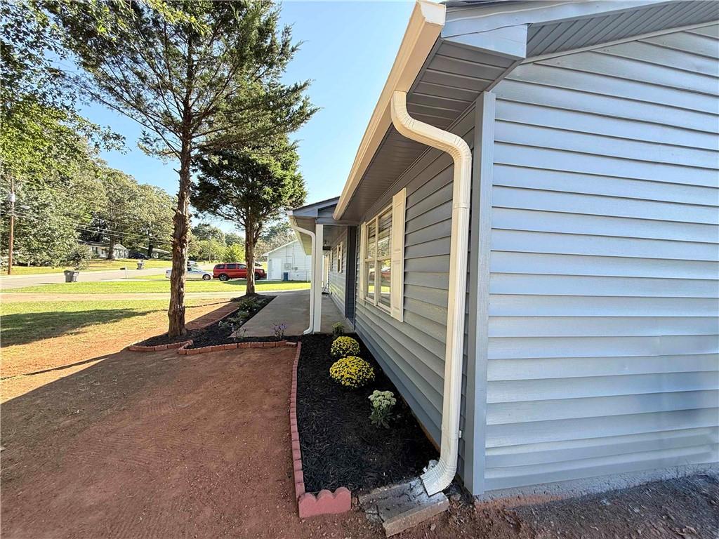 2433 Robin Ridge Drive