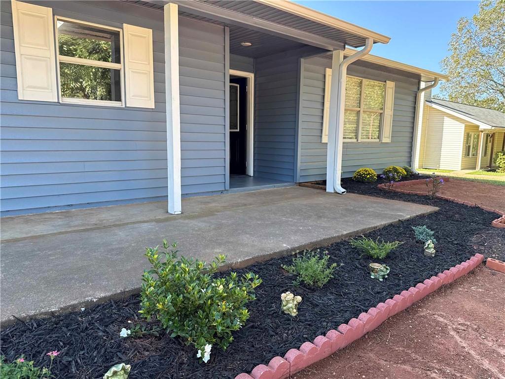2433 Robin Ridge Drive