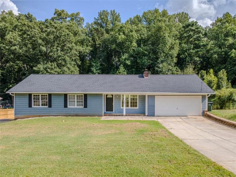 Homes For Sale - 2050 Abington Lane<br/> Gwinnett County, Snellville, GA 30078