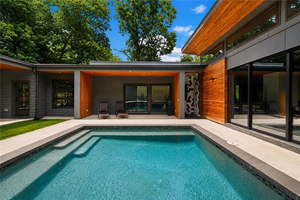 242 Valley Ridge Drive