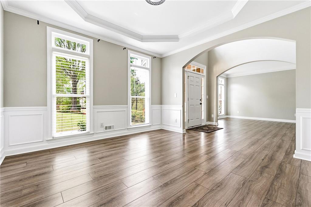 5211 Forest View Trail SE