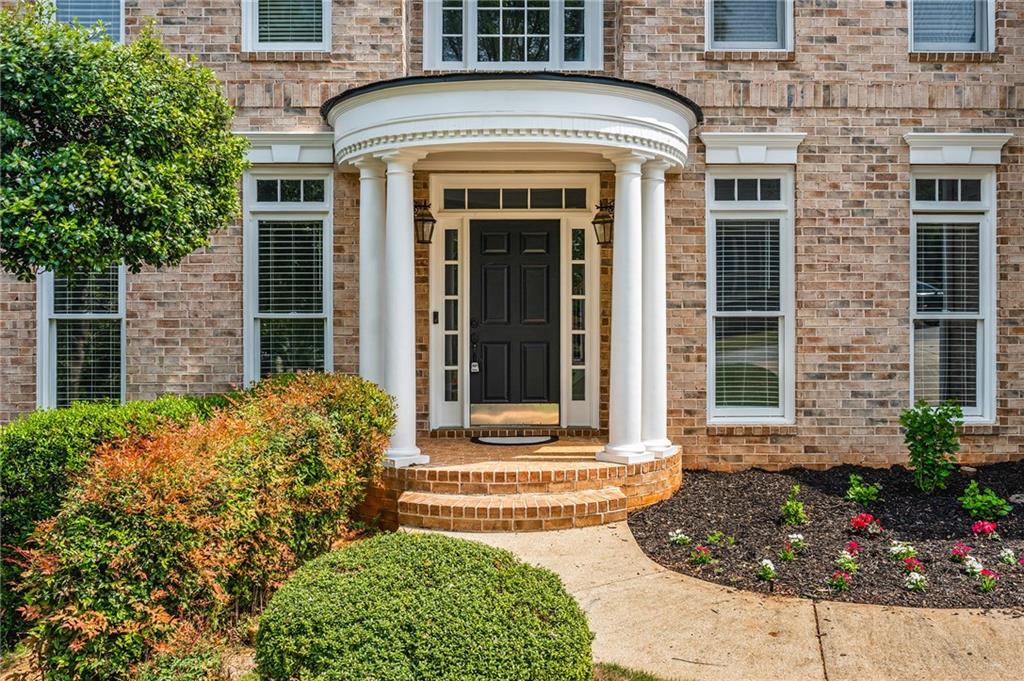 5211 Forest View Trail SE