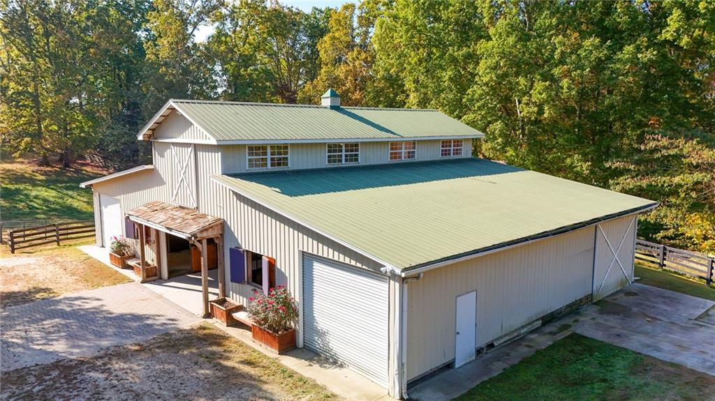 16660 Hopewell Road, Alpharetta, GA, 30004 1 16660 Hopewell Road