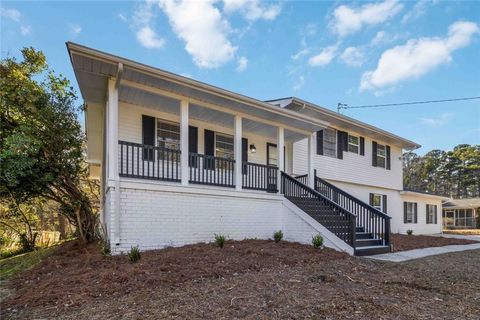 Homes For Sale - 1535 Lake Jodeco Road<br/> Clayton County, Jonesboro, GA 30236