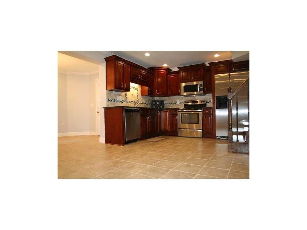 1476 Monroe Drive NE