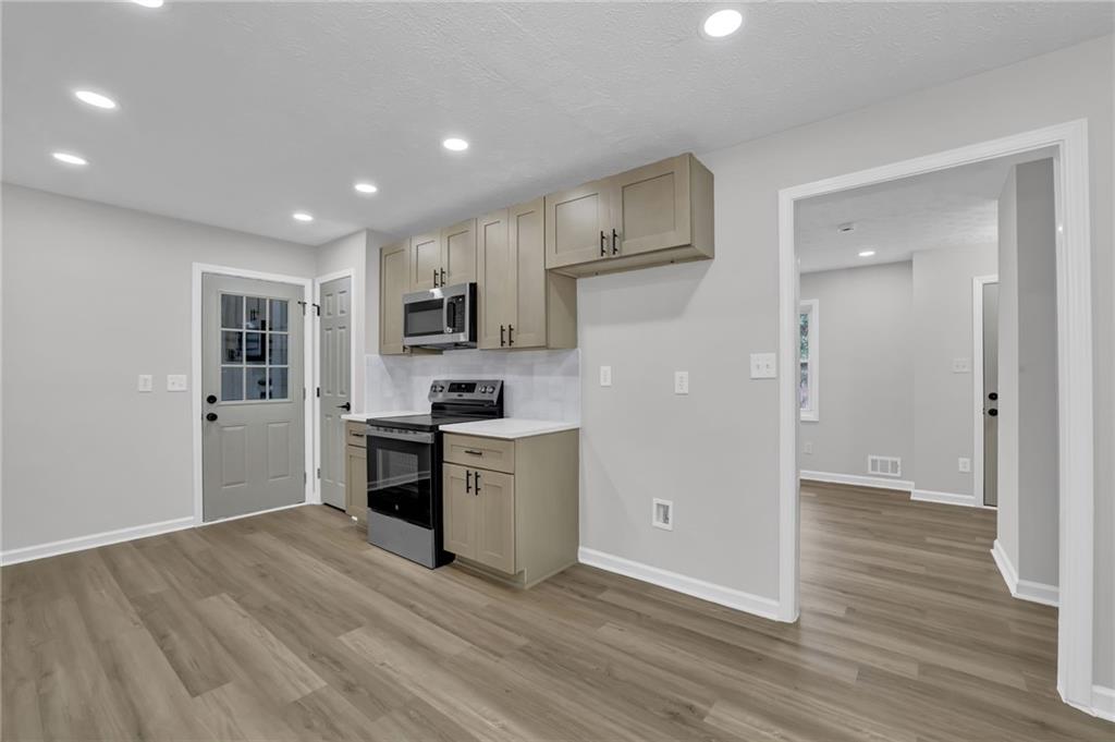 2017 Allwood Court, Lawrenceville, Georgia image 4