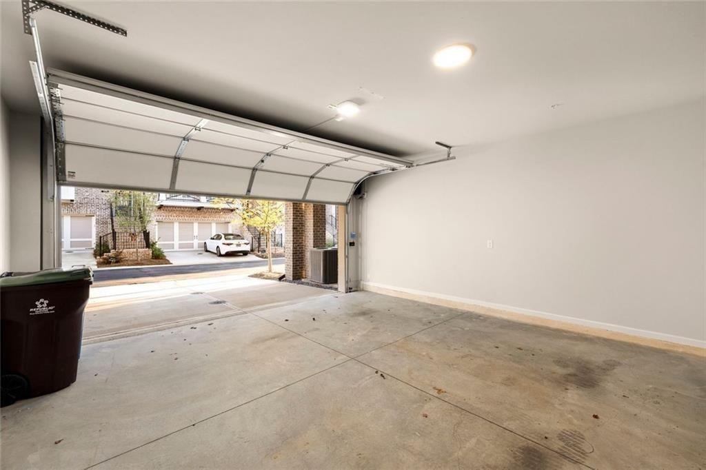 Towns On Thompson - Residential