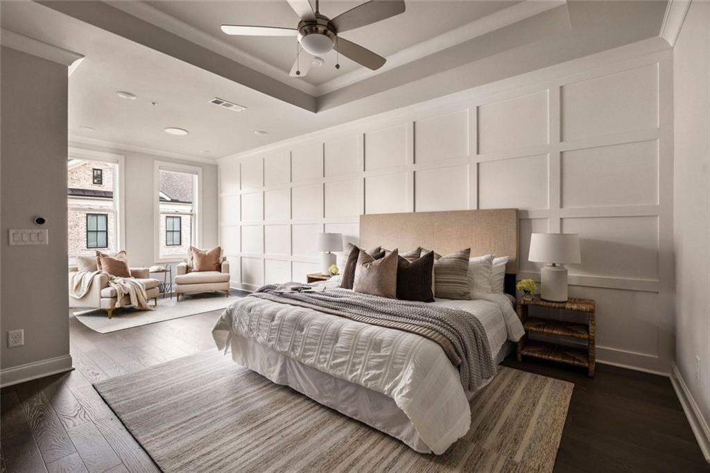 Towns On Thompson - Residential