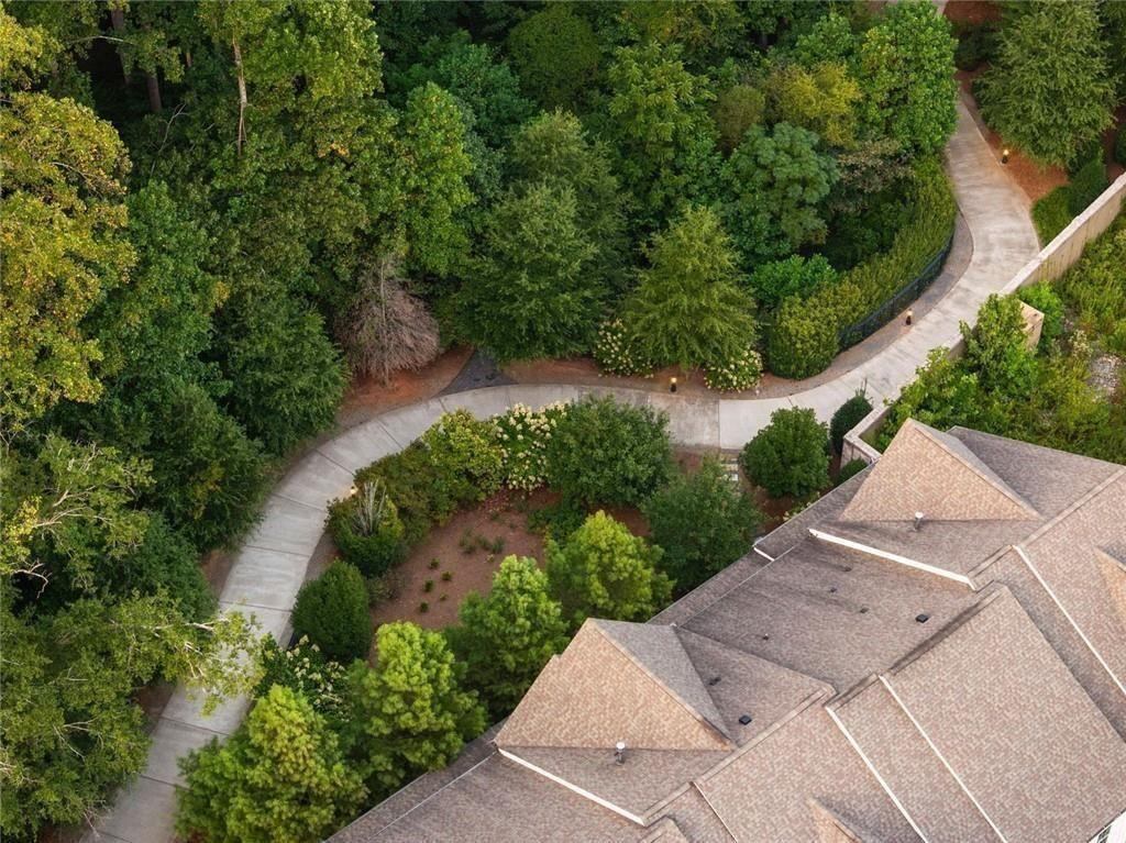 Towns On Thompson - Residential