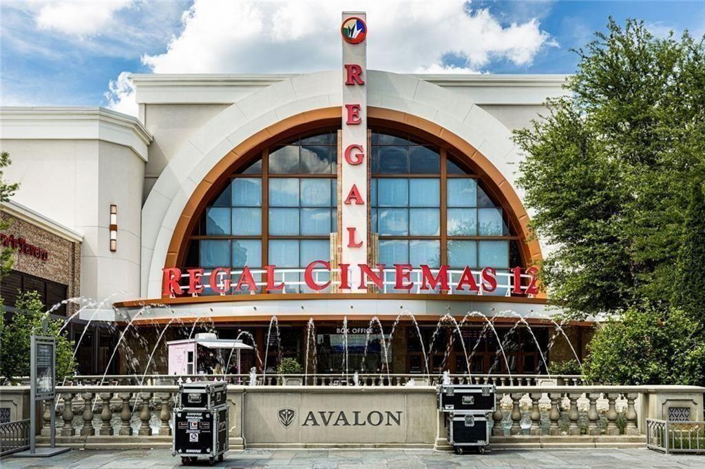 Towns On Thompson - Residential