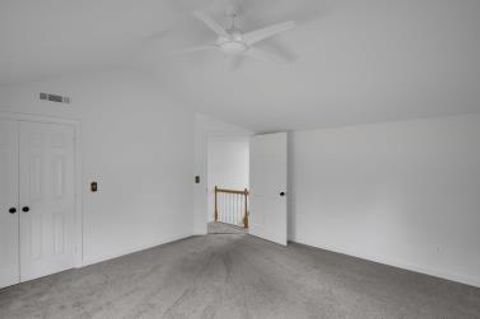 listing image 42