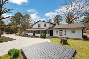 813 Sandy Creek Road, Fayetteville, Georgia image 9