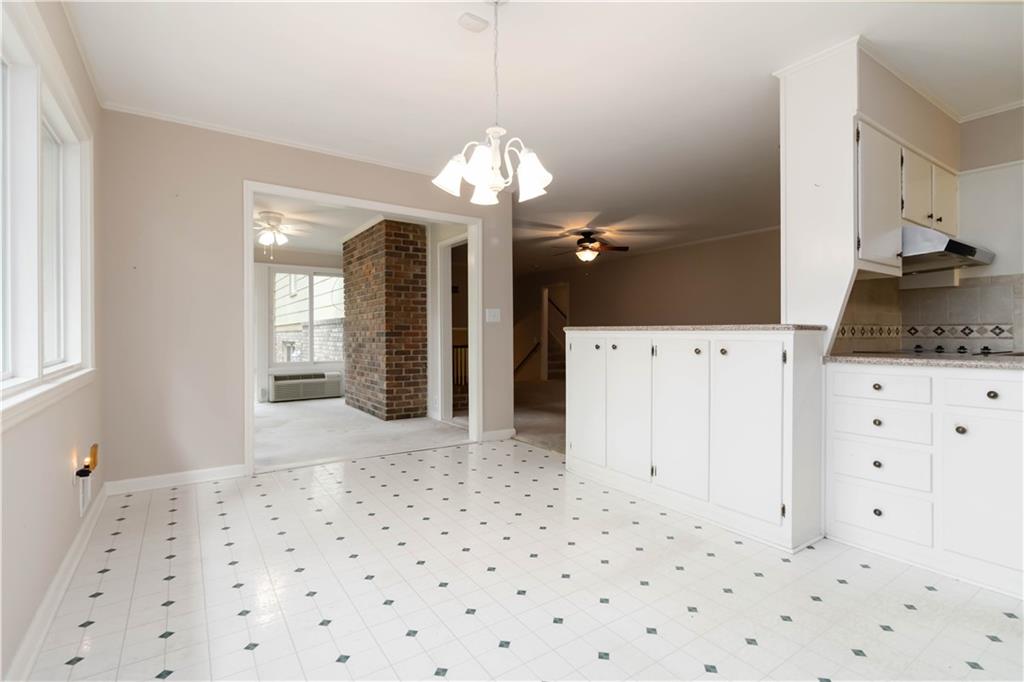 2343 Kings Point Drive, Dunwoody, Georgia image 14