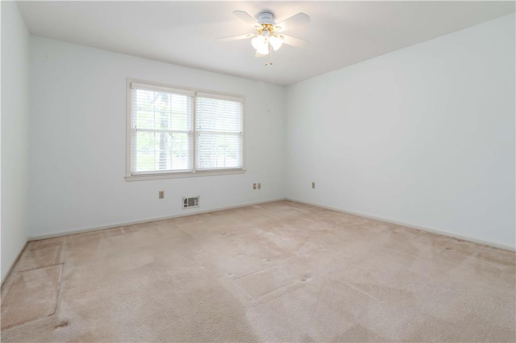 2343 Kings Point Drive, Dunwoody, Georgia image 31