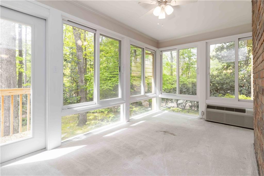 2343 Kings Point Drive, Dunwoody, Georgia image 12