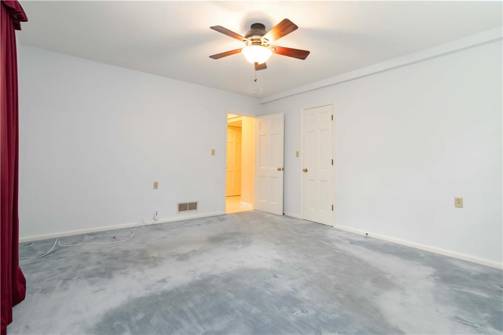 2343 Kings Point Drive, Dunwoody, Georgia image 28